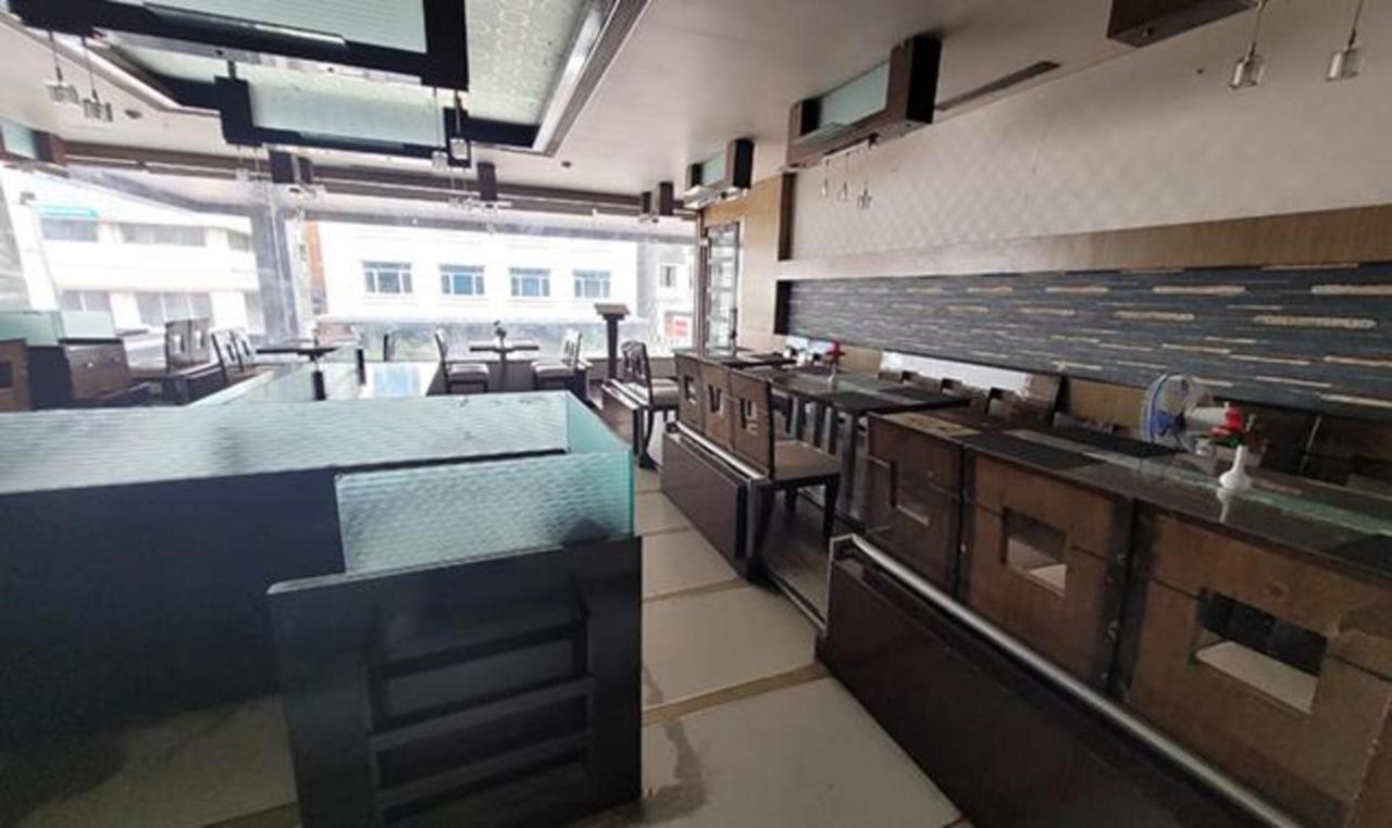 Fabhotel Prime Sapphire Regency Vadodara Luaran gambar